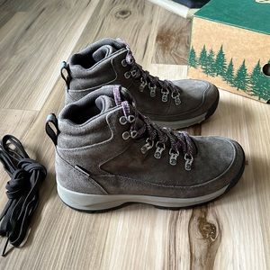 Danner Adrika Hiker Ash Suede Boots